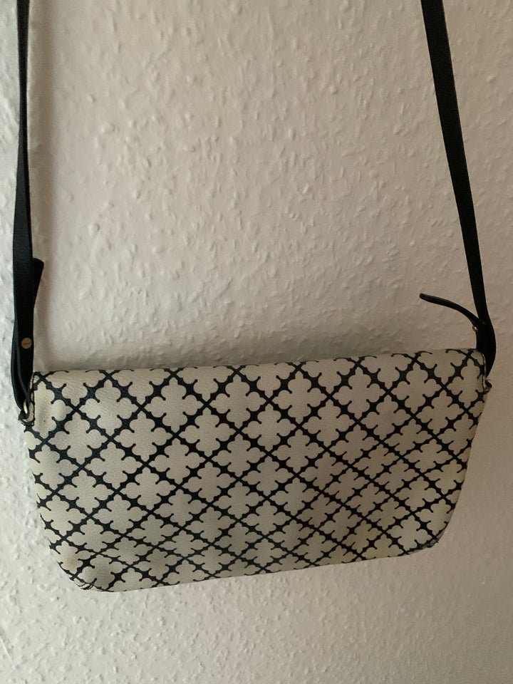 Clutch, Malene Birger