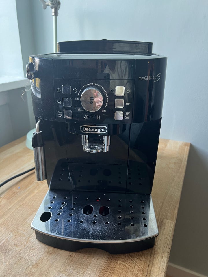 Fuldautomatisk kaffemaskine,