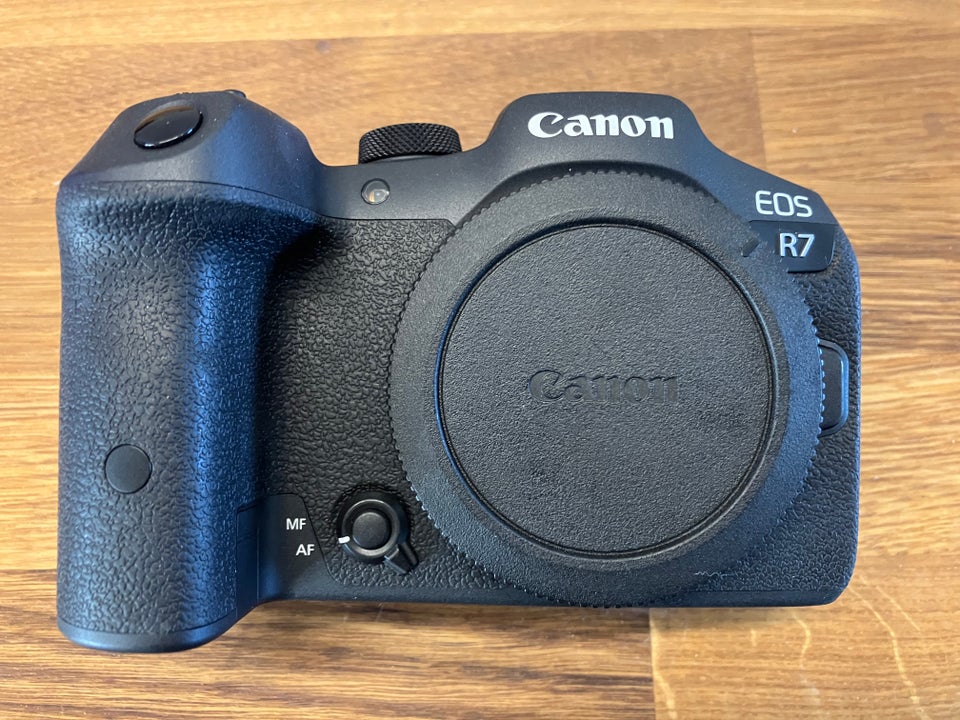 Canon, EOS R7, 32 megapixels