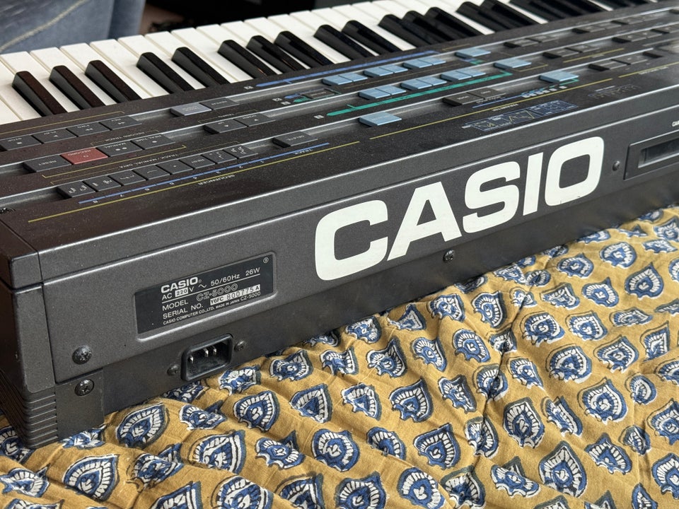 Casio CZ-5000