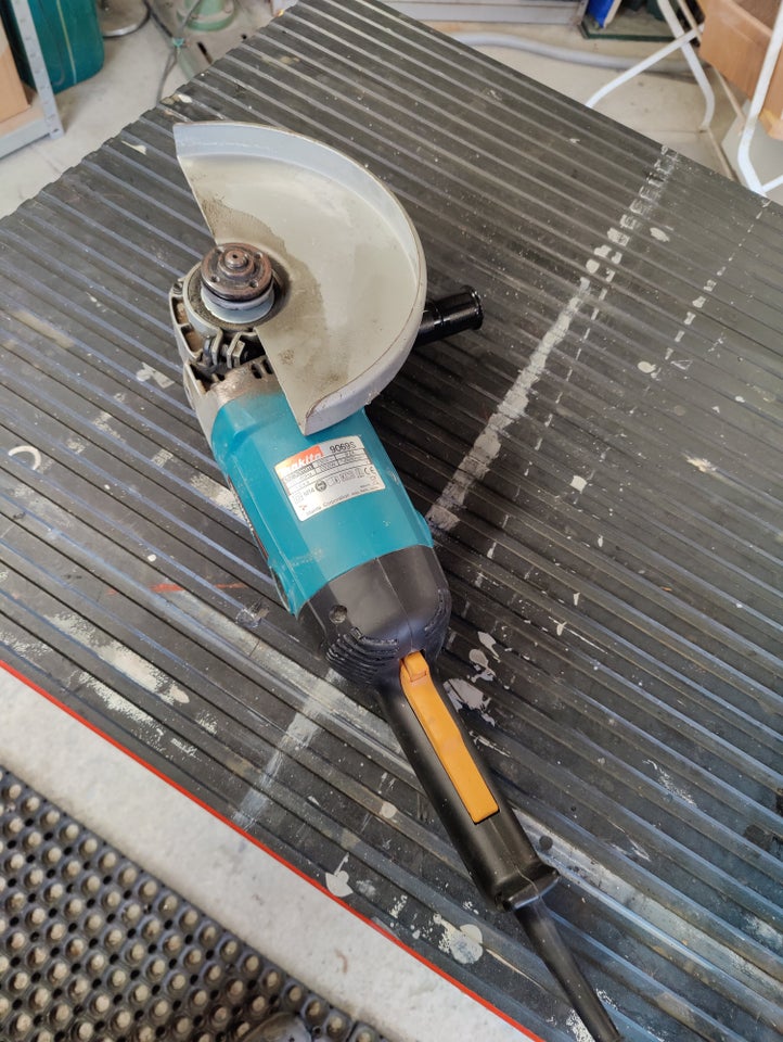 Vinkelsliber Makita 9069S