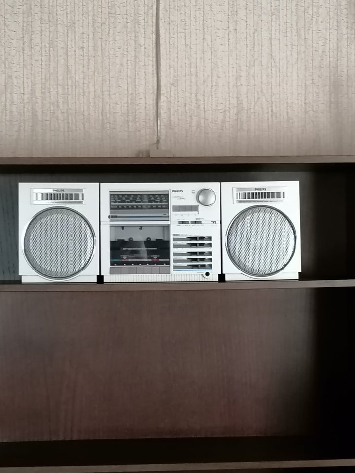 Ghettoblaster, Philips, D8438