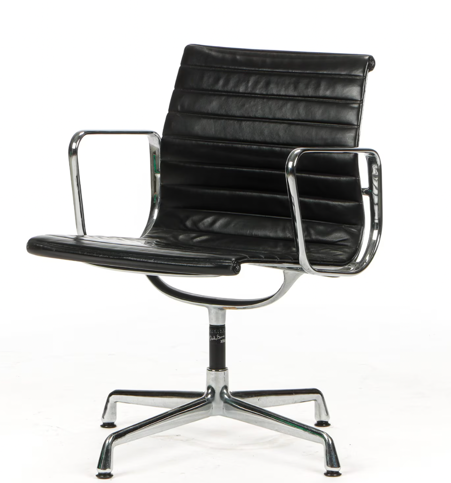 Kontorstol Charles Eames EA-108