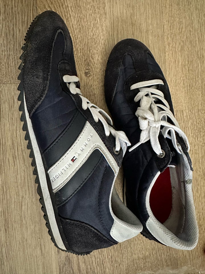 Sneakers, Tommy Hilfiger, str. 40