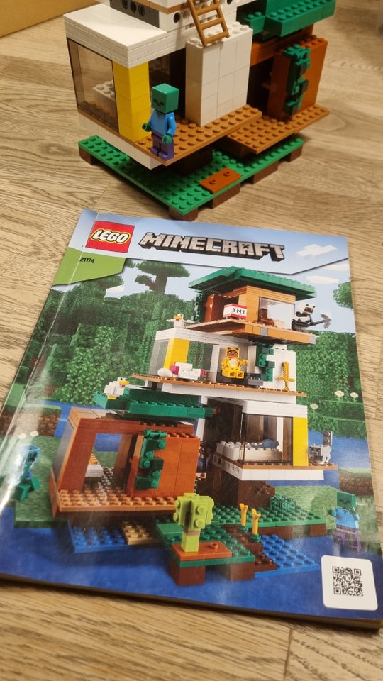 Lego Minecraft 21174