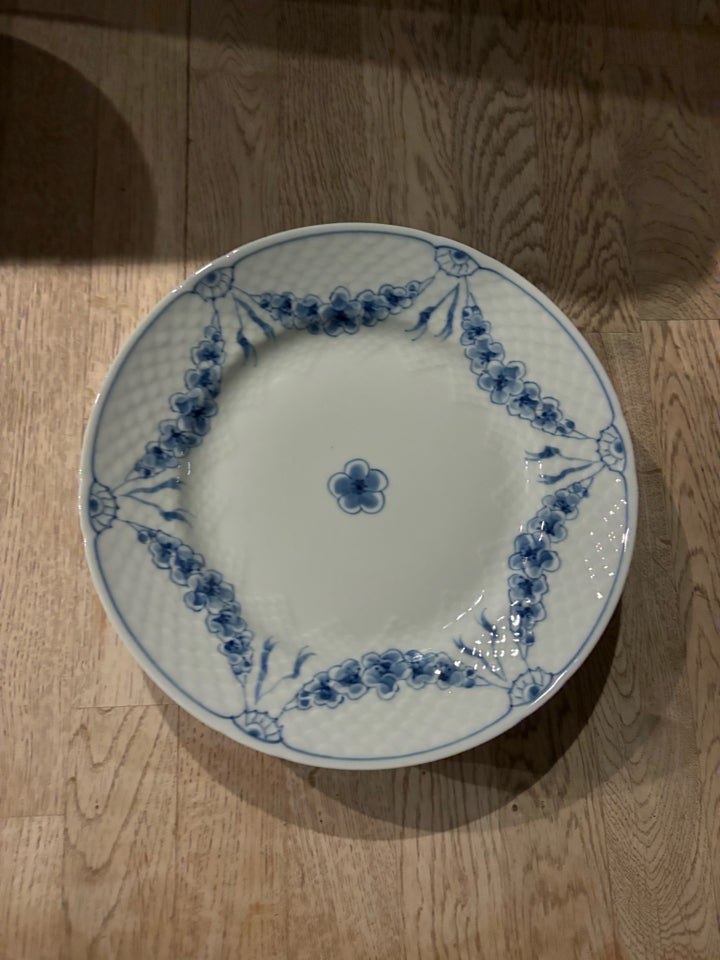 Porcelæn, Frokosttallerkener ,