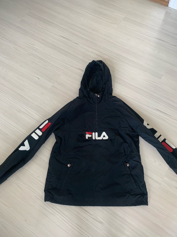 Anorak, str. 36, Fila