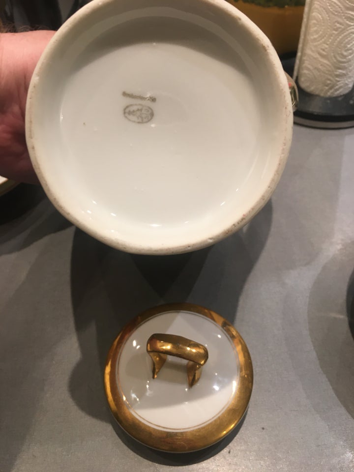 Porcelæn - guldbemalet