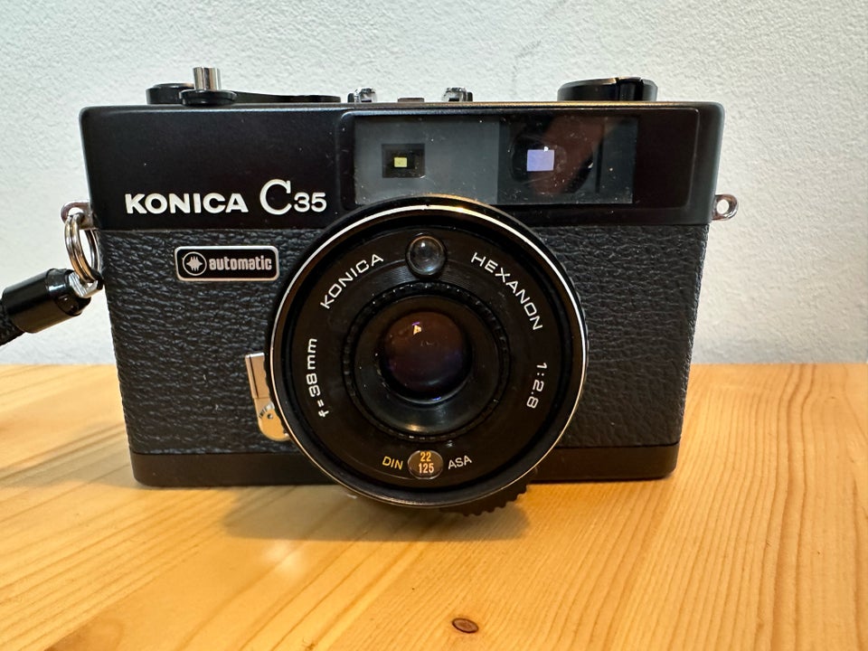 Konica, C35 automatik, Perfekt