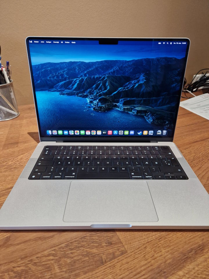 MacBook Pro, M3-Pro, 18 GB ram