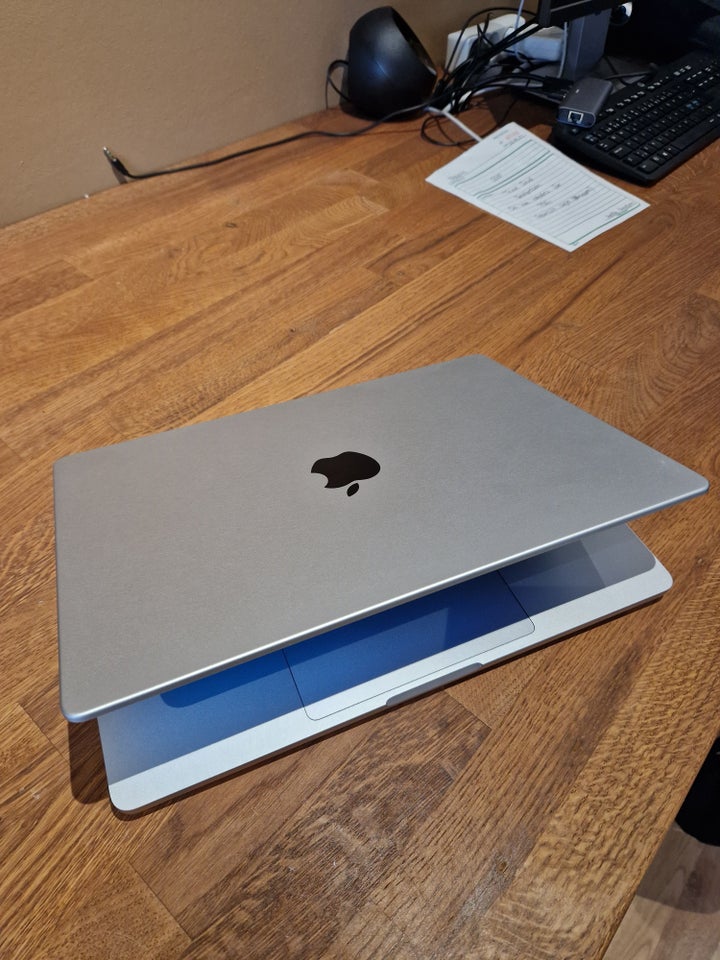 MacBook Pro, M3-Pro, 18 GB ram