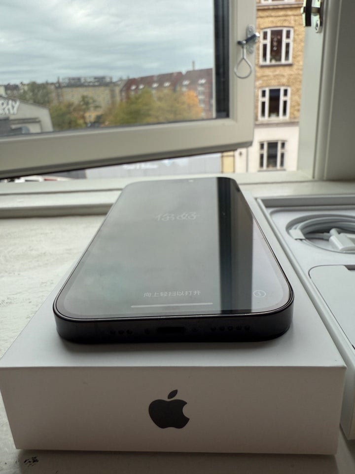 iPhone 14 Pro, 128 GB, sort