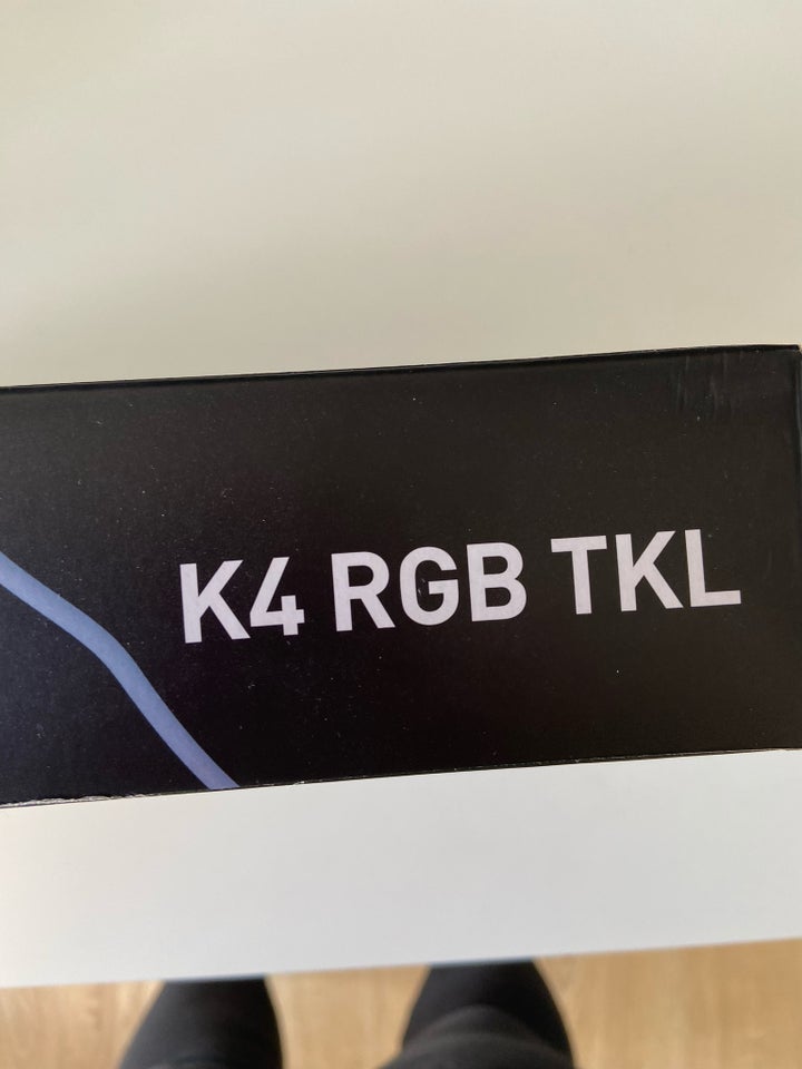 Tastatur Xtrfy K4 RGB TKL