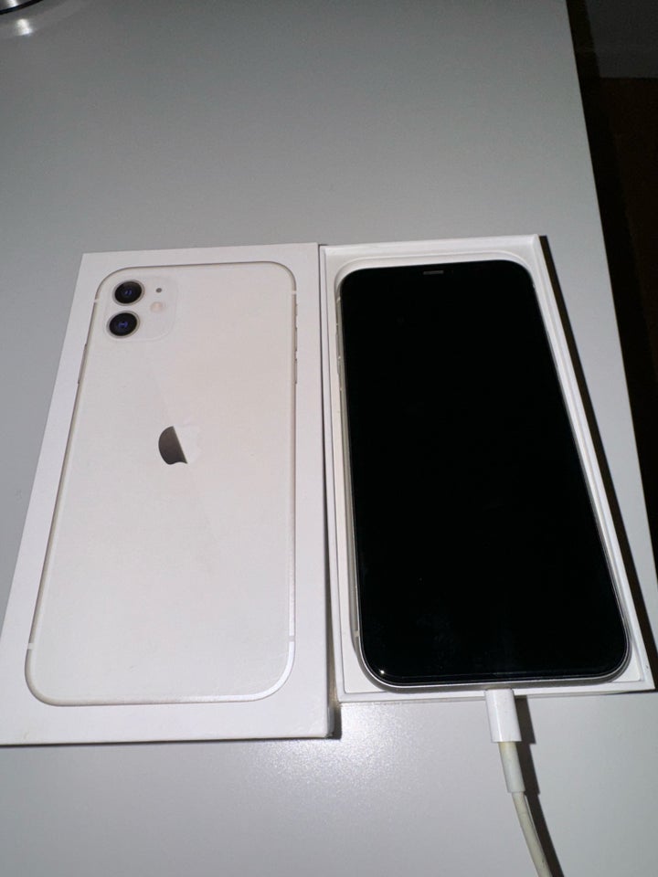 iPhone 11, 128 GB, hvid