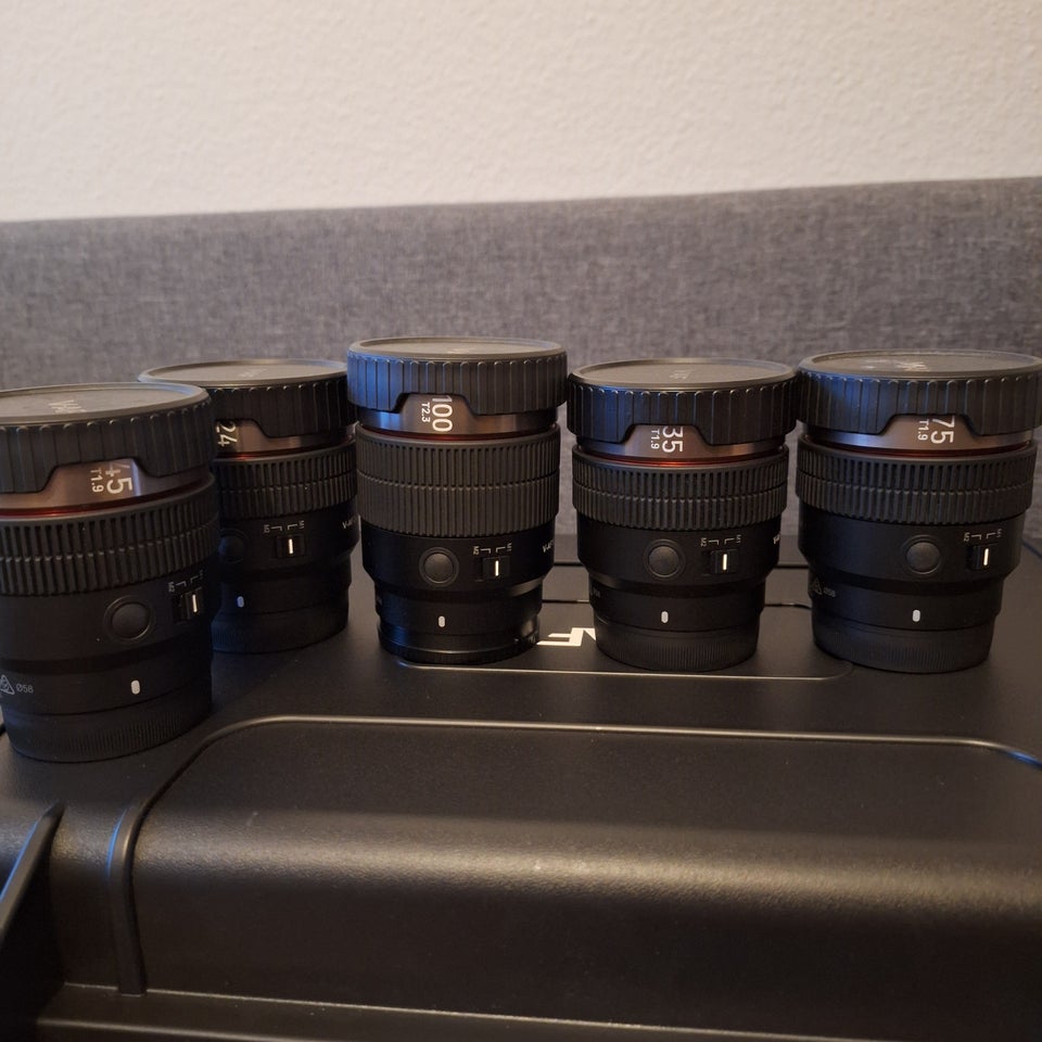 Anamorphic  primes, Samyang, V-AF