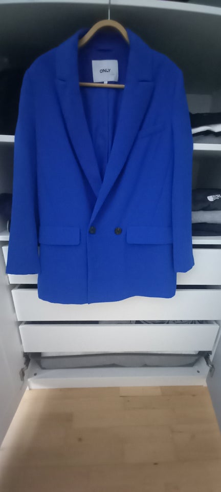 Blazer, str. 38, Only