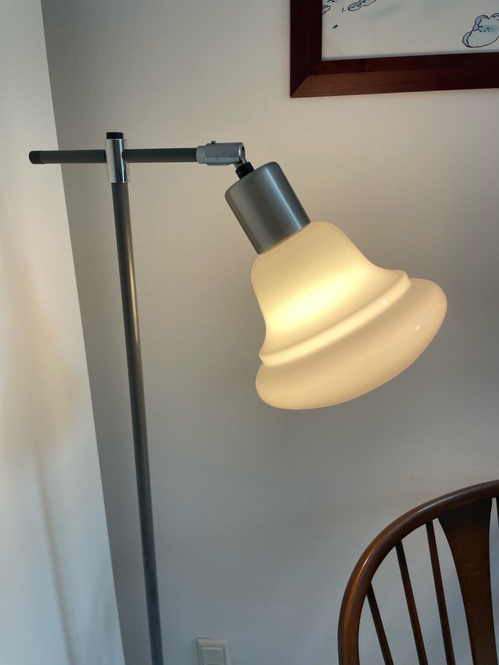 Gulvlampe Fog og mørup