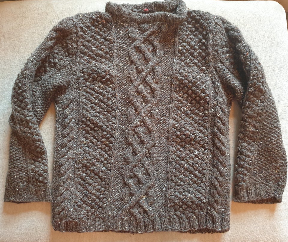 Sweater Striktrøje Isager