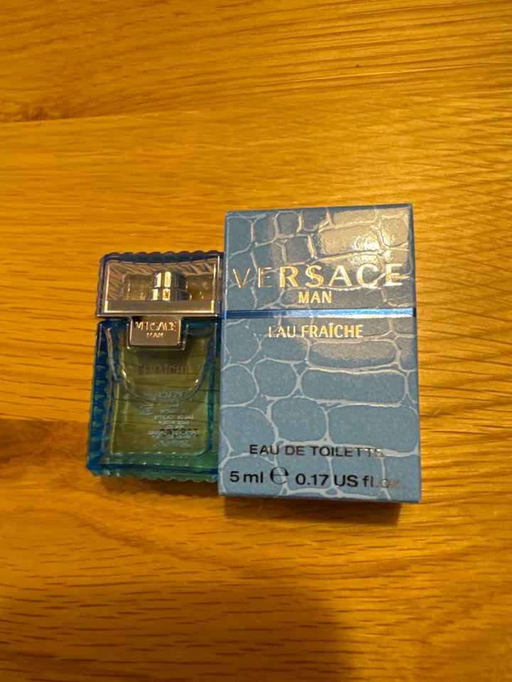 Herreparfume, Versace man eau