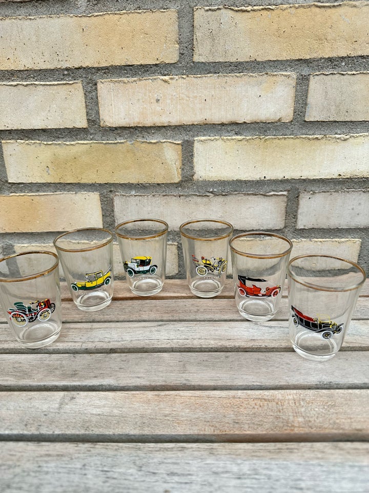 Glas, 6 Veteran bil glas