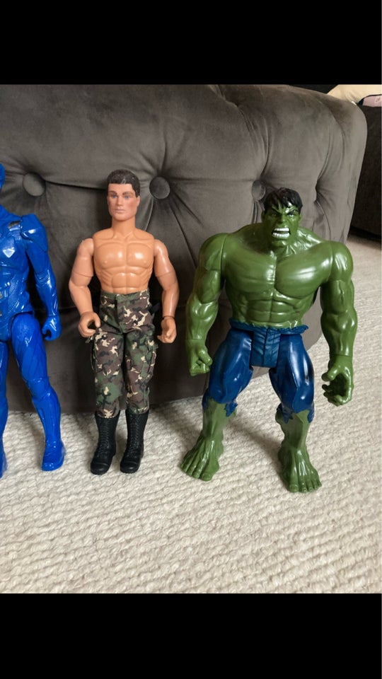 Figurer, Store Marvel figurer,