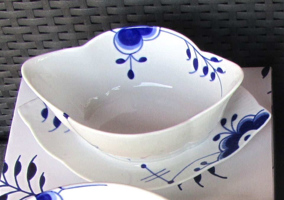 Porcelæn, sauce skål / sauce boat,