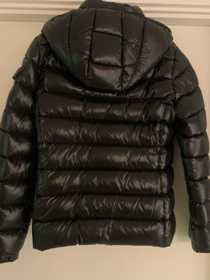 Dynejakke, str. M, Moncler