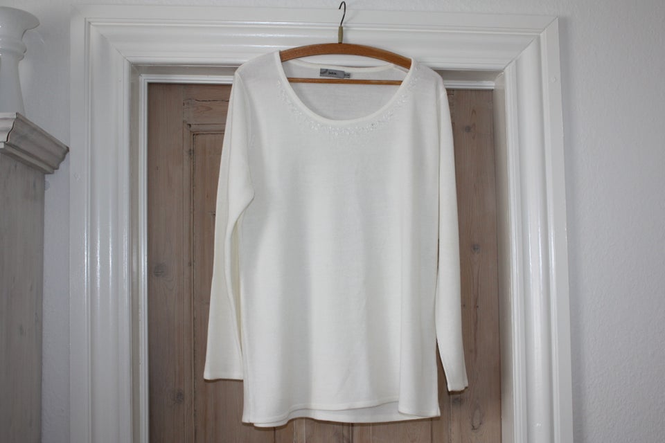 Sweater, Jackie, str. 44