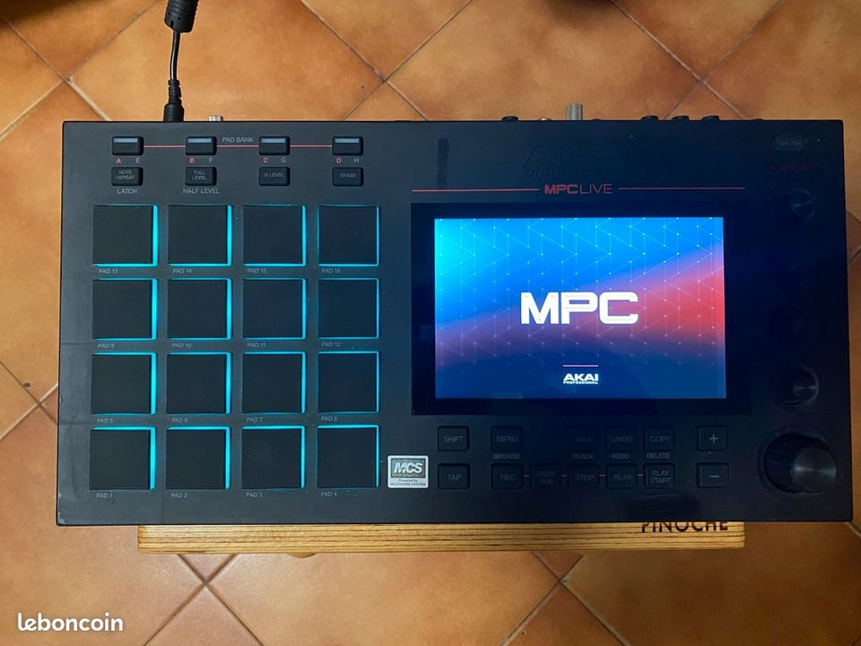 Akai MPC Live, Akai MPC Live