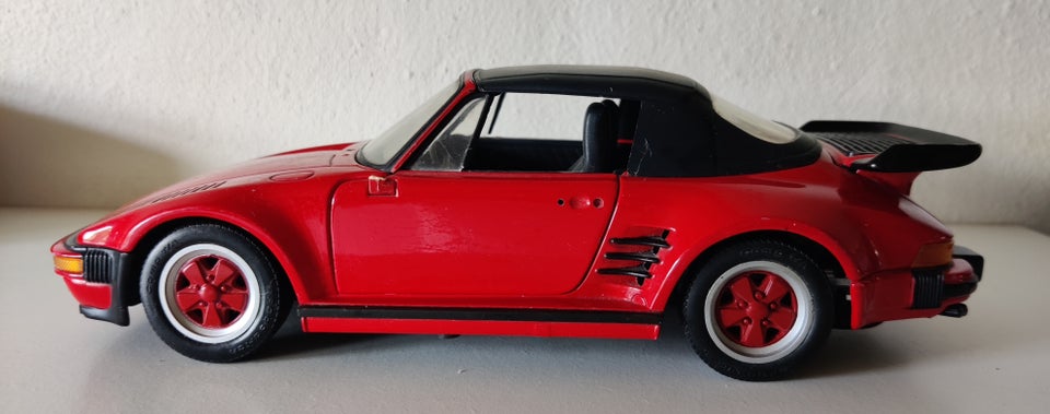 Modelbil, Porsche 930 Turbo