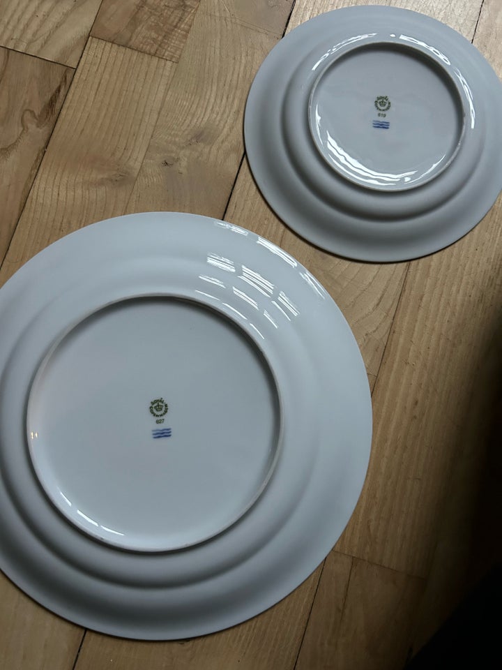 Porcelæn, Tallerkner, Royal