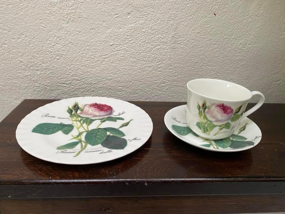 Porcelæn, Kop med underkop og