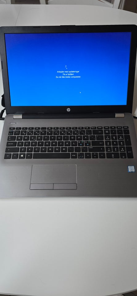 HP 250 G6, 2.7 GHz, 8 GB ram