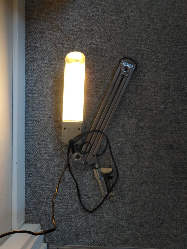 Anden bordlampe