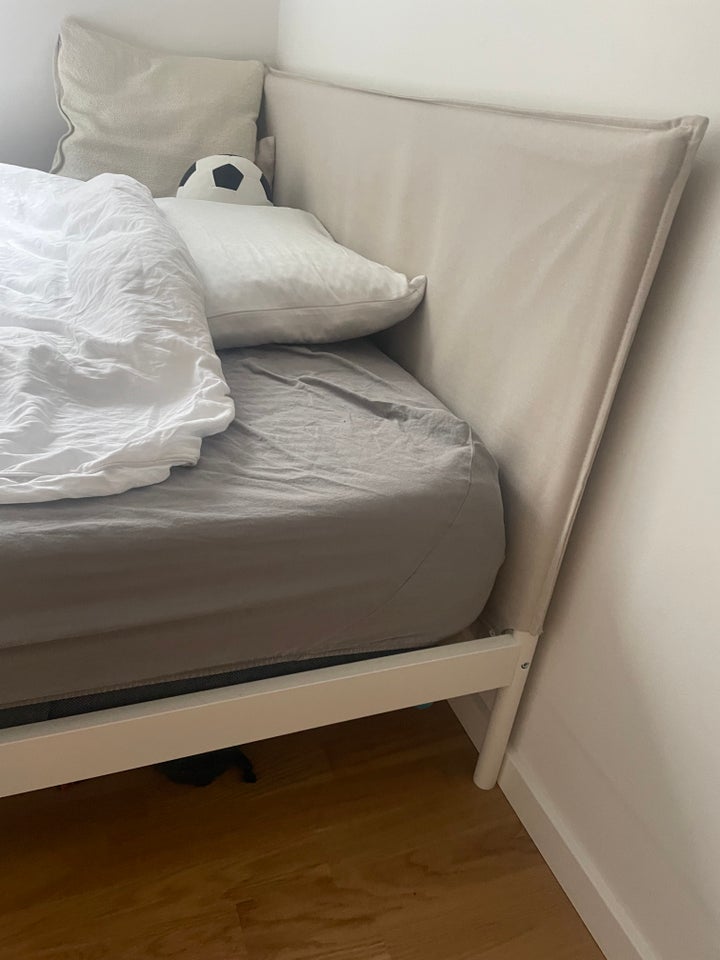 Sengeramme, IKEA, b: 140 l: 200