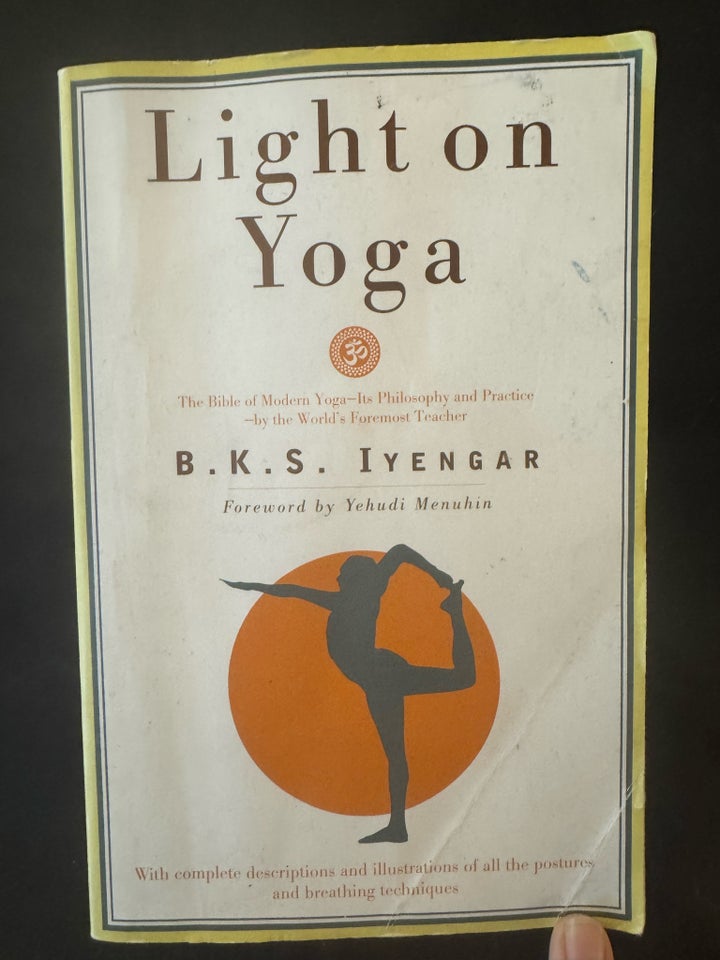 Light on Yoga , B.K.S. Iyengar,