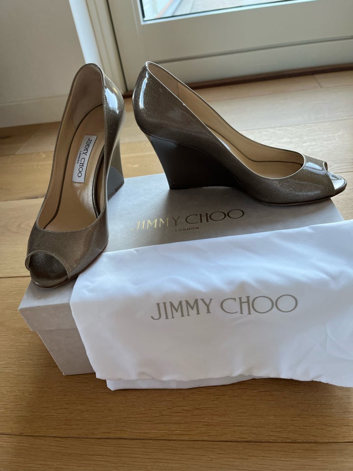 Stiletter, str. 38, Jimmy Choo