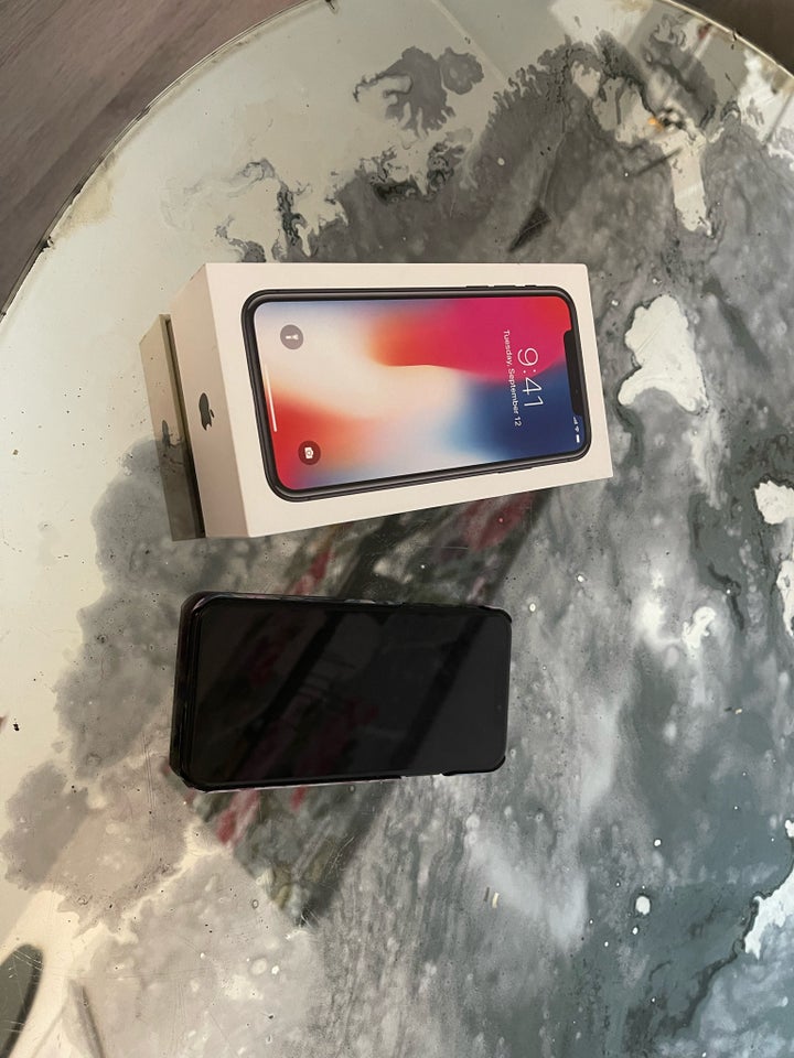 iPhone X, 64 GB, sort