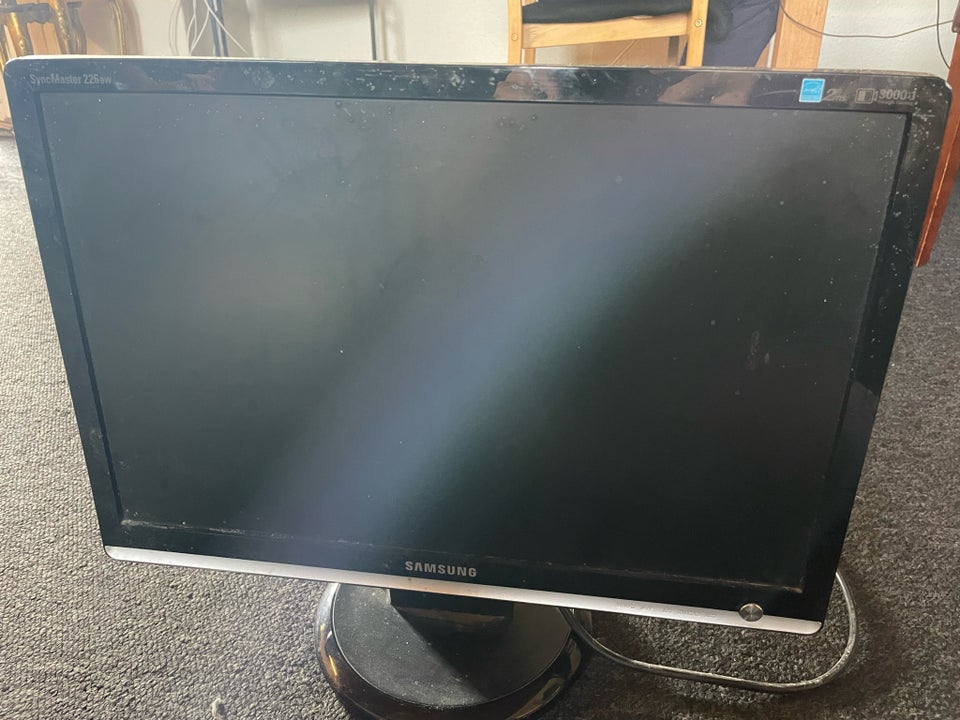 Samsung 226bw 60hz 22 tommer God