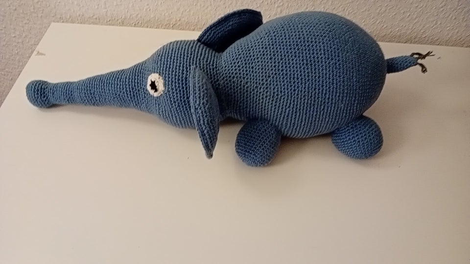 Elefant bamse, hjemmehæklet