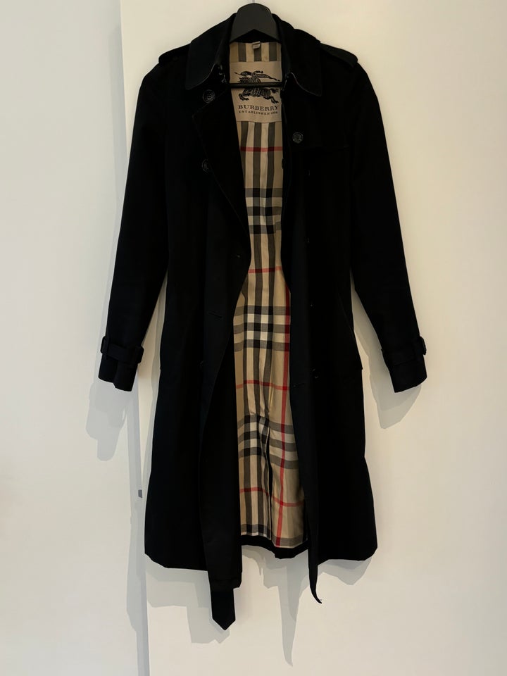 Trenchcoat, str. 34, Burberry