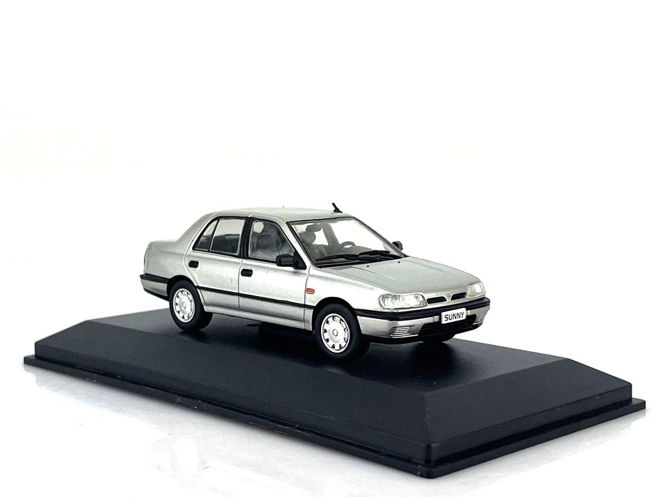 Modelbil, Nissan Sunny 1991,