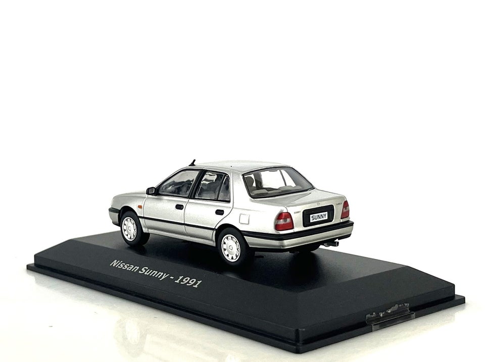 Modelbil, Nissan Sunny 1991,