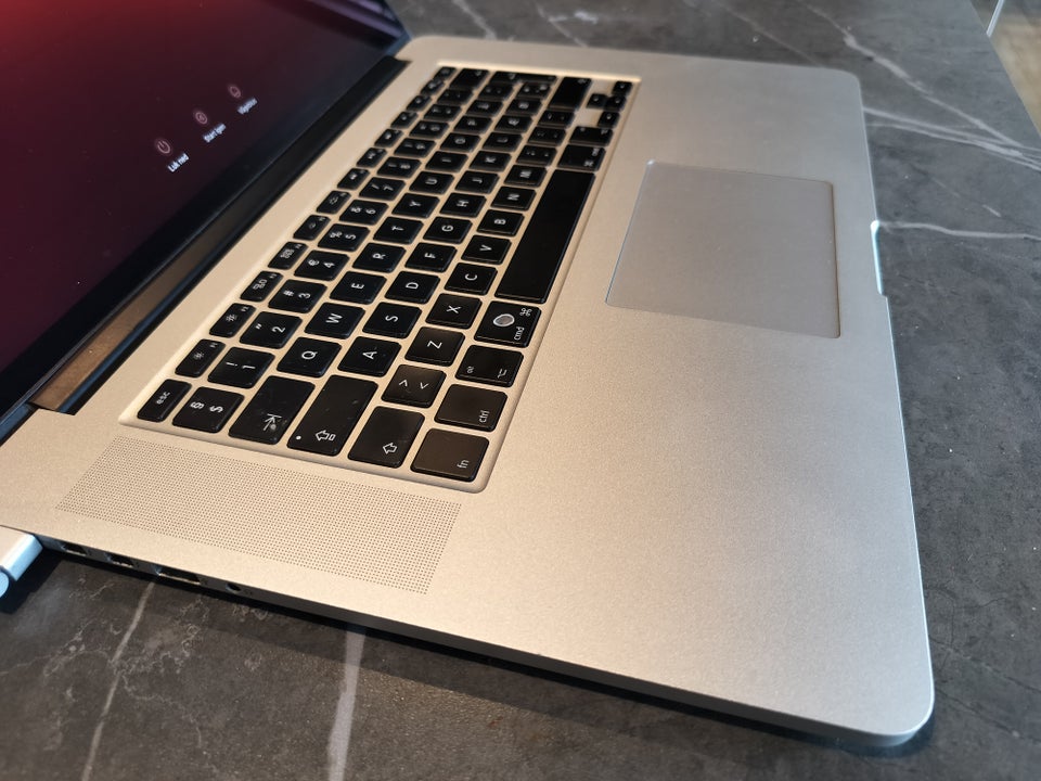 MacBook Pro, Retina 15,4", A1398