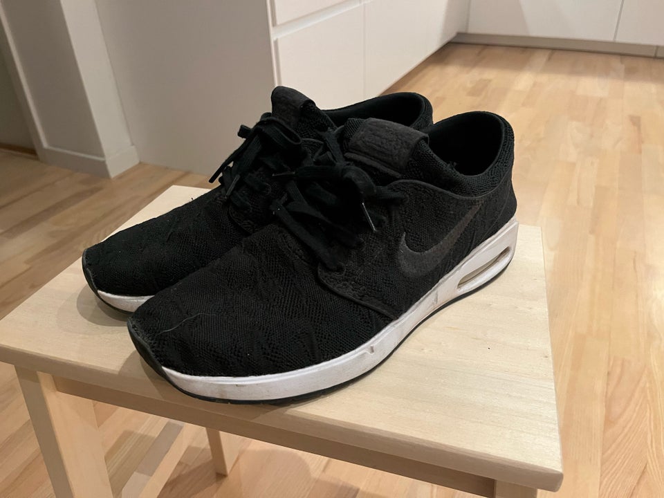 Sneakers, str. 44, Nike sb