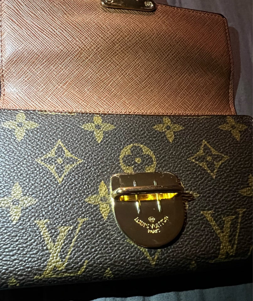 Pung, Louis Vuitton, læder