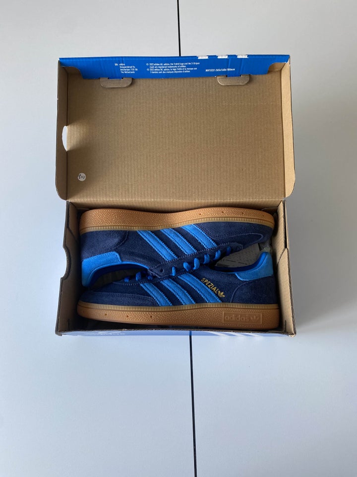 Sneakers, str. 40,5, Adidas