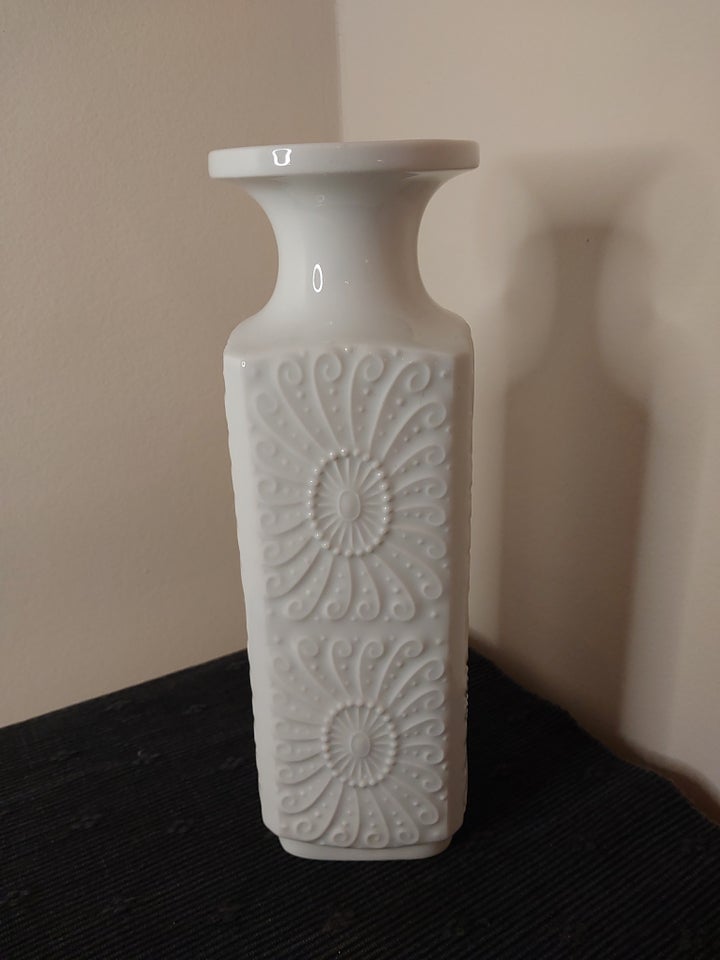 Porcelæn, VASE