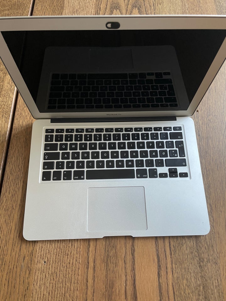 MacBook Air, Model A1466 (mid