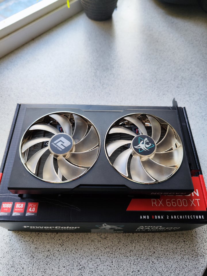 AMD Radeon RX6600 XT Powercolor